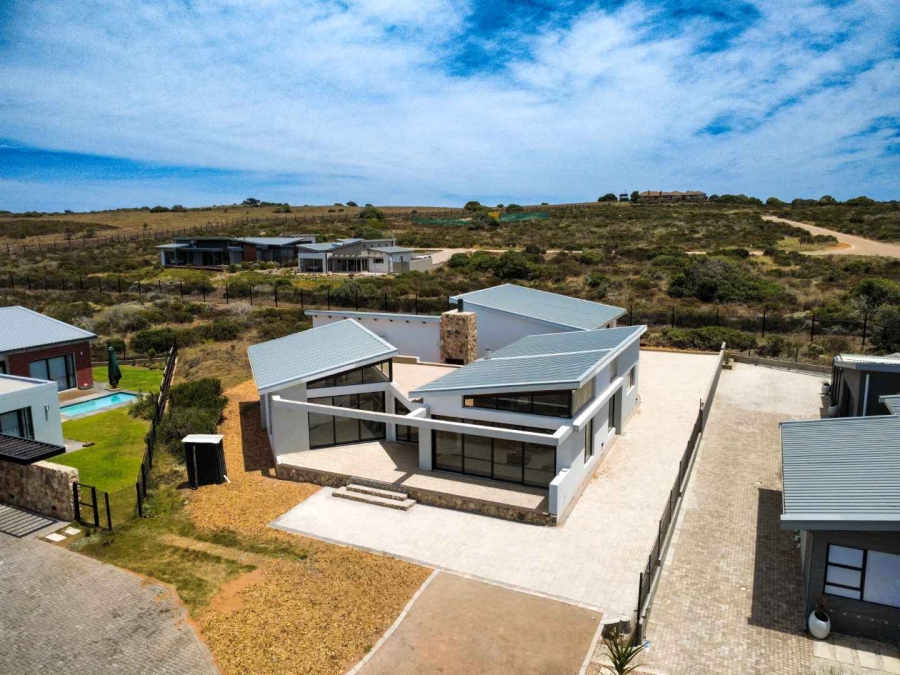 3 Bedroom Property for Sale in Stilbaai Wes Western Cape